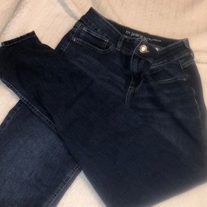 Maurices mid-rise jeans size 8 regular. Only worn a couple of times!
